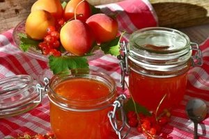Marmeladenglas mit Bügelverschluss