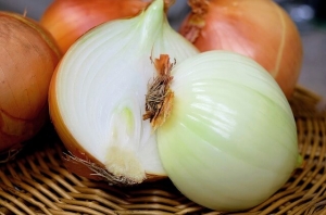 Zwiebel schneiden ohne Tränen