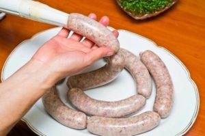 Wurstfüllen Wurstfüllen (depositphotos.com)